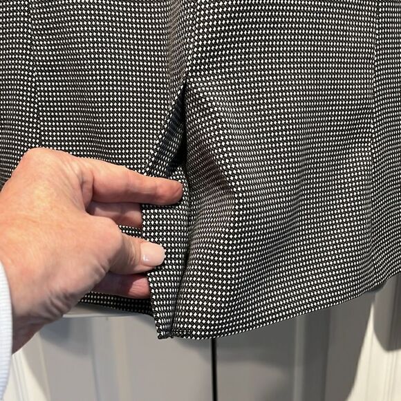 Silence+Noise Black/White Lined‎ Blazer Size L(runs smaller) NWOT - Picture 9 of 13